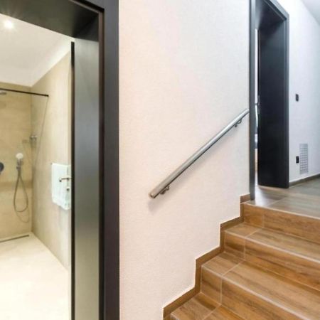 Betty Apartments Borik - Whole Ground Floor Rovinj Luaran gambar