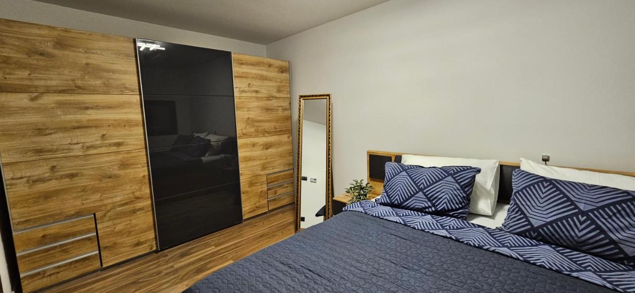 Betty Apartments Borik - Whole Ground Floor Rovinj Luaran gambar