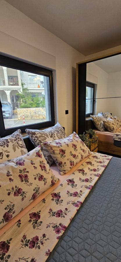 Betty Apartments Borik - Whole Ground Floor Rovinj Luaran gambar