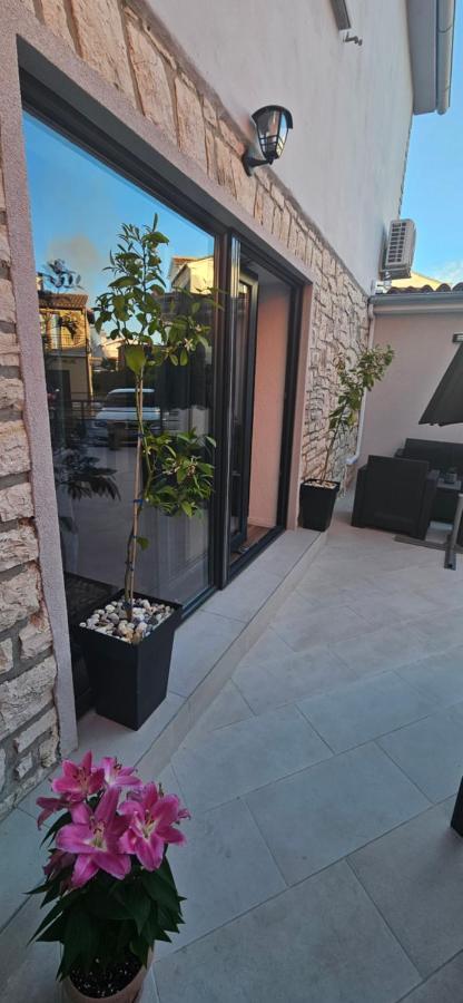 Betty Apartments Borik - Whole Ground Floor Rovinj Luaran gambar